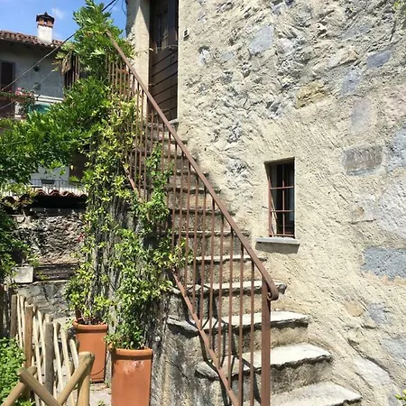 Easywelcome - Casa Della Piana Апартаменты *