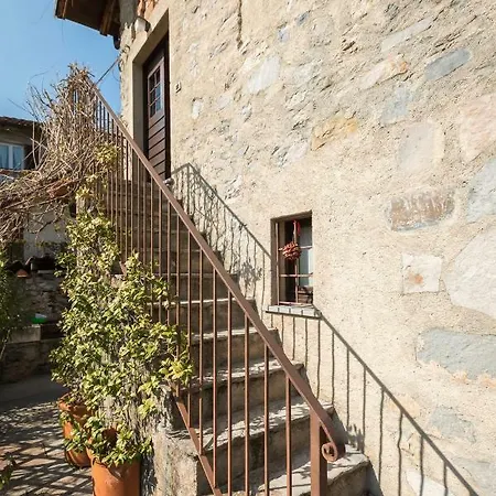Апартаменты Easywelcome - Casa Della Piana